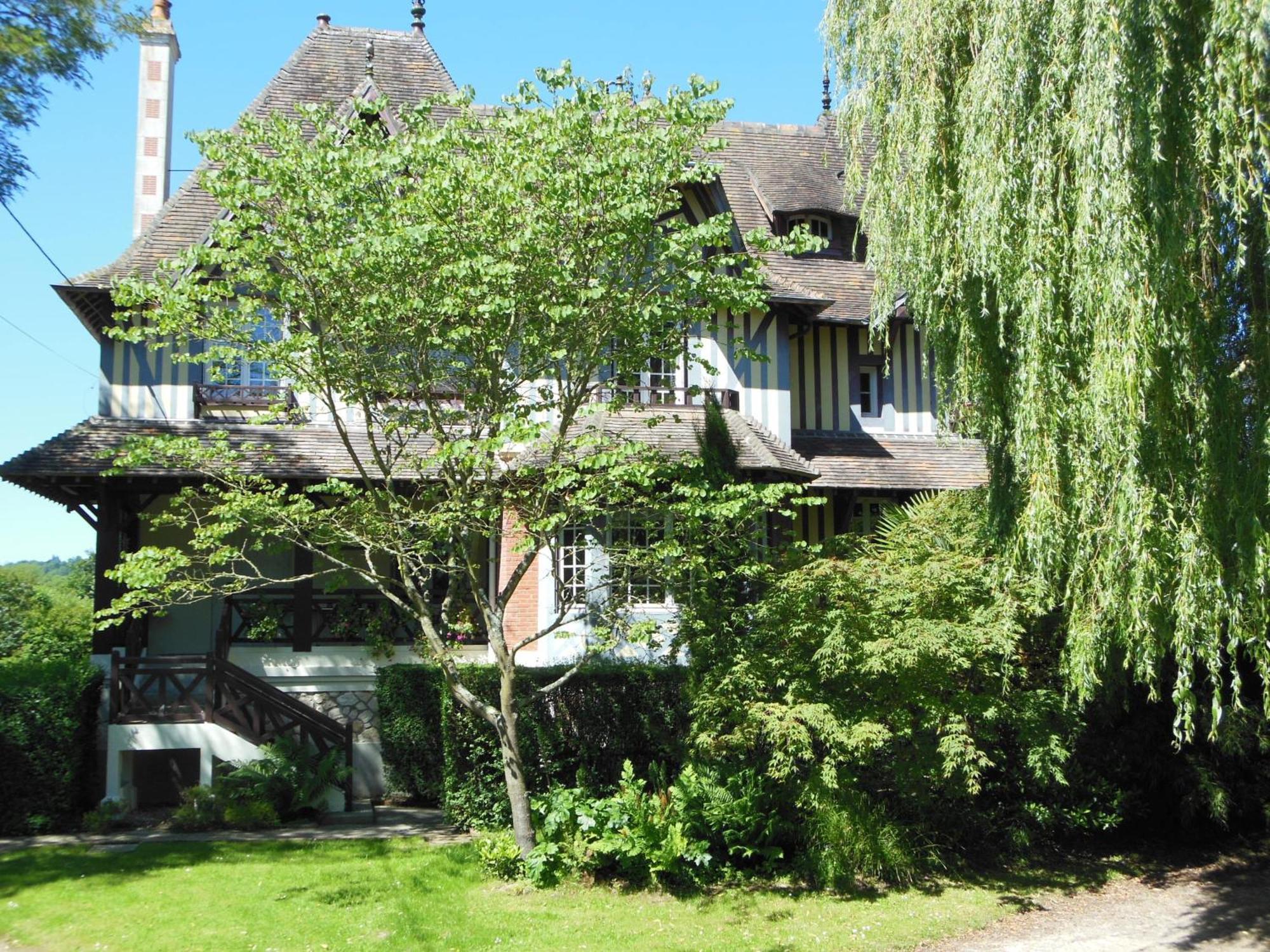 Maison D'Hotes Il Etait Une Fois Pont-Évêque Екстериор снимка