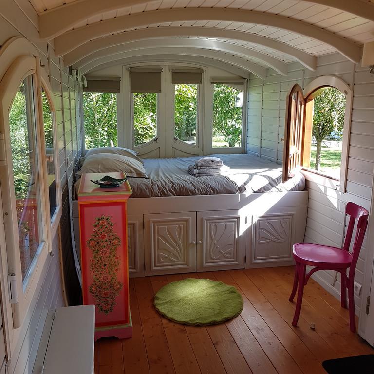 Maison D'Hotes Il Etait Une Fois Pont-Évêque Екстериор снимка