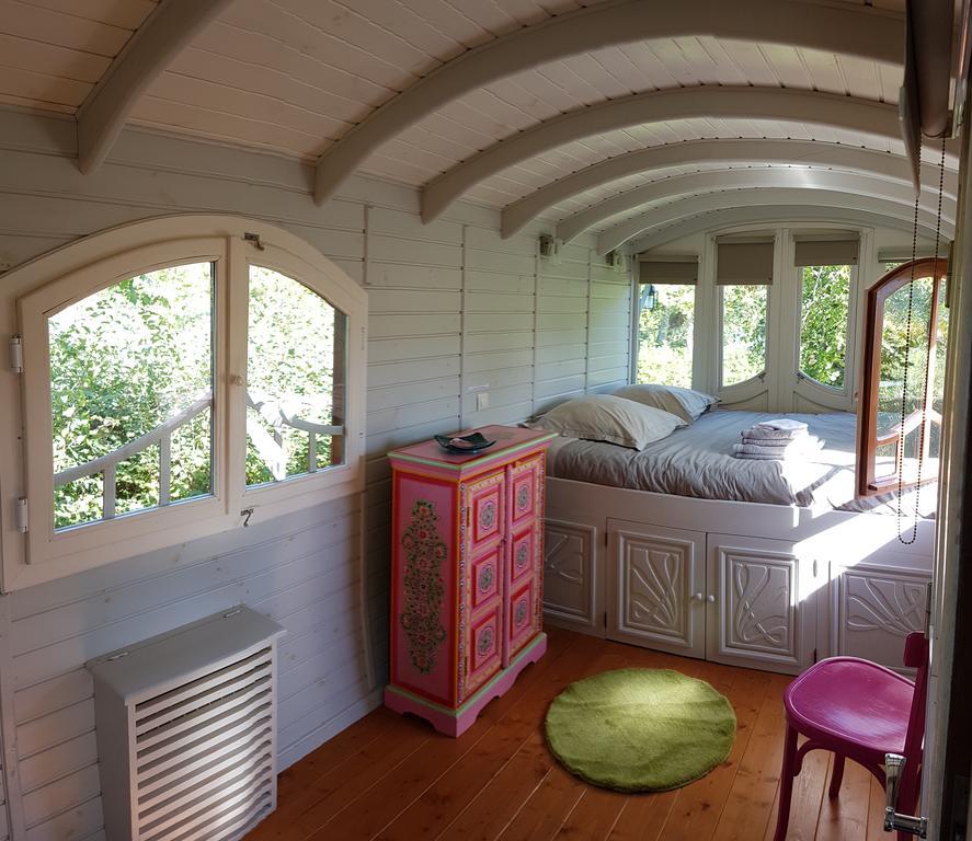 Maison D'Hotes Il Etait Une Fois Pont-Évêque Екстериор снимка
